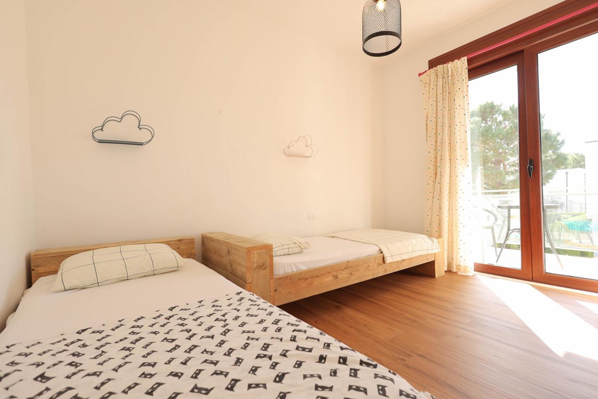 Grandstay Villa Perla Resort Драч Екстериор снимка