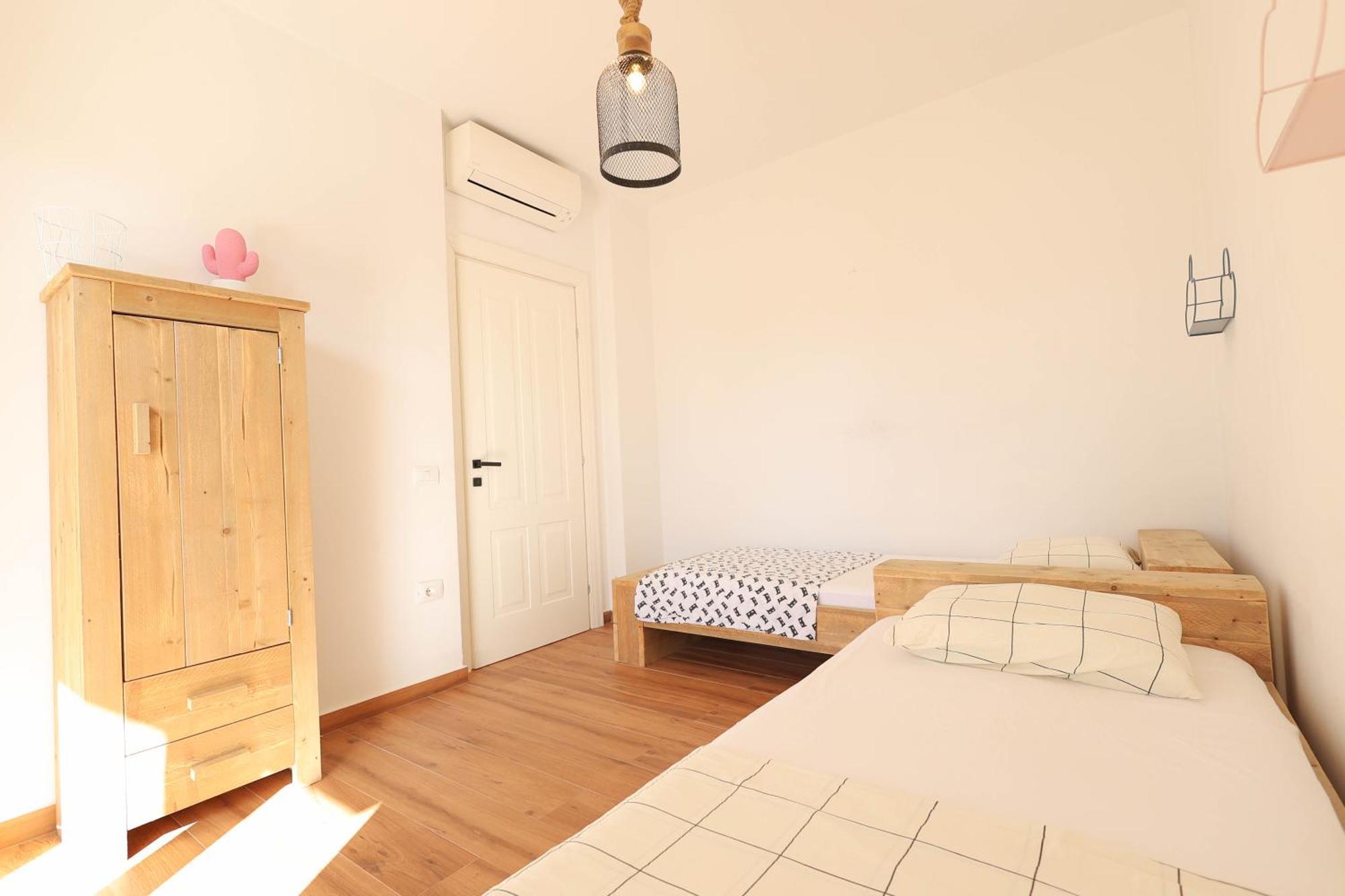 Grandstay Villa Perla Resort Драч Екстериор снимка