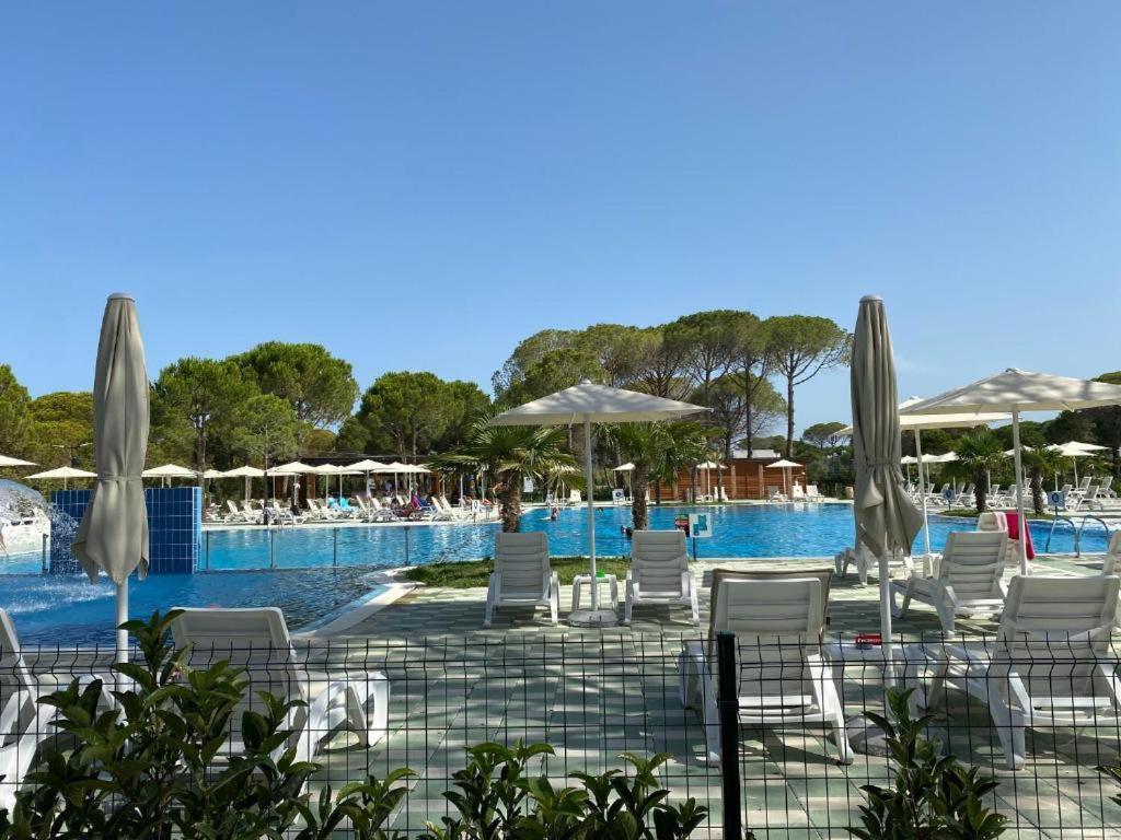 Grandstay Villa Perla Resort Драч Екстериор снимка