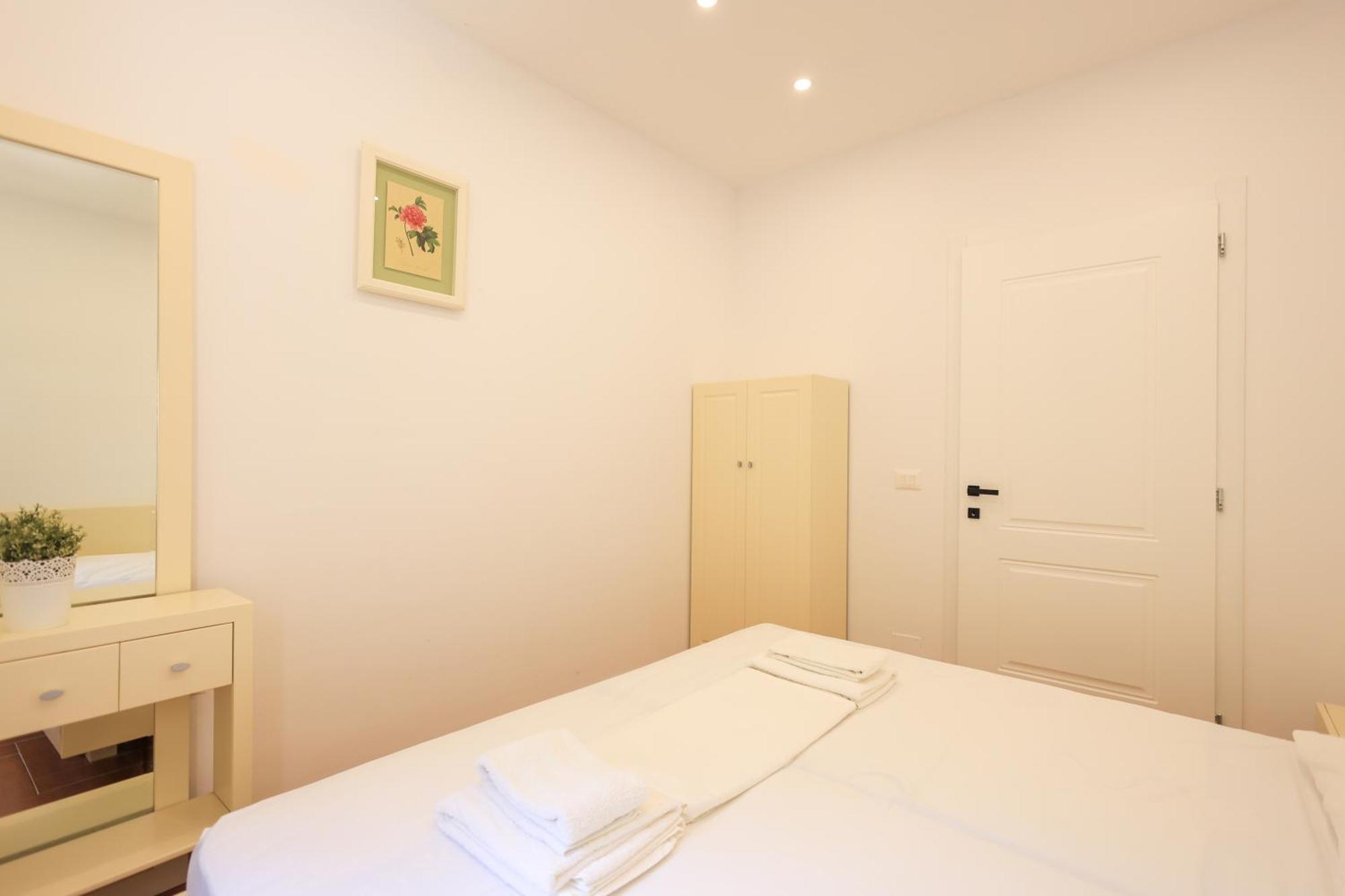 Grandstay Villa Perla Resort Драч Екстериор снимка