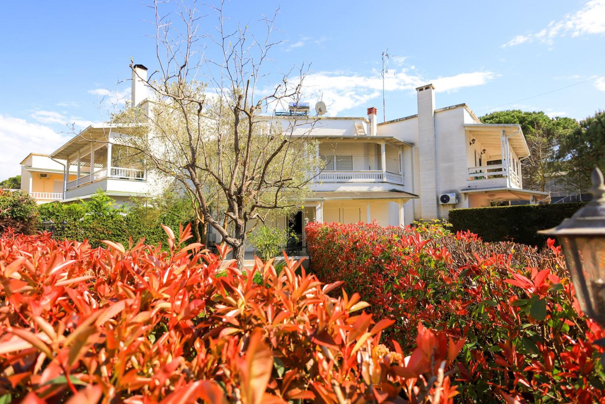 Grandstay Villa Perla Resort Драч Екстериор снимка