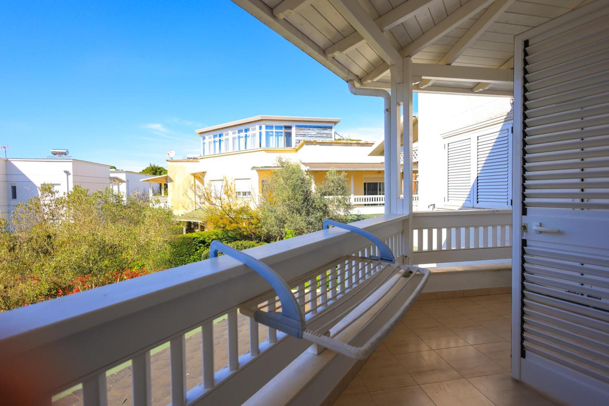 Grandstay Villa Perla Resort Драч Екстериор снимка
